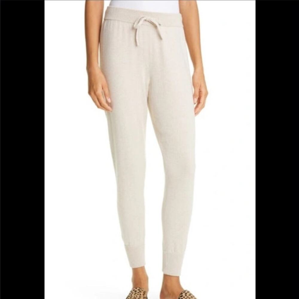 Jenni Kayne Lounge Jogger in gray - Picture 1 of 8